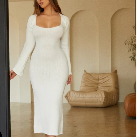 White dress - Picture 1 of 5